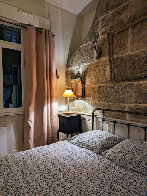 L'Appartement Du Voisin D'Hugo Besançon Esterno foto
